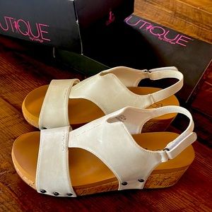 Boutique by Corkys White Wedge